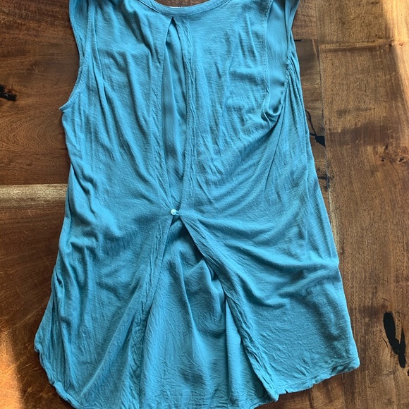 Lucky Brand Tank Top - Picture 9 of 9